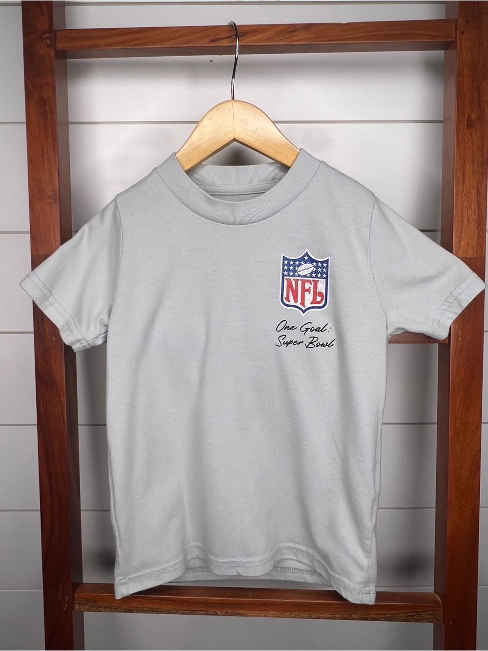 Abercrombie Kids x NFL Light Gray Kids Short Sleeve Tee with Shield Logo